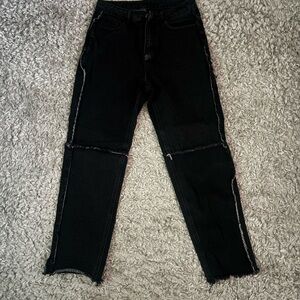 SHEIN Black Straight-Leg Jeans with Raw Seam Detail